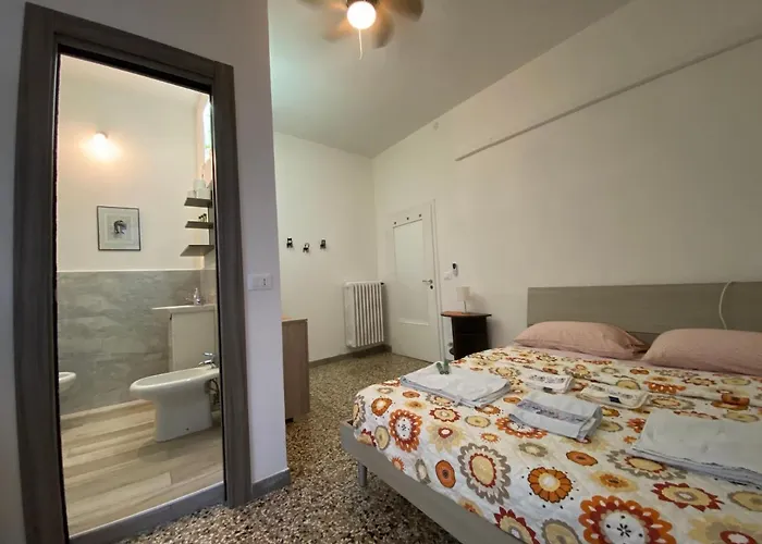 Venezia Lovely Konukevi 3*