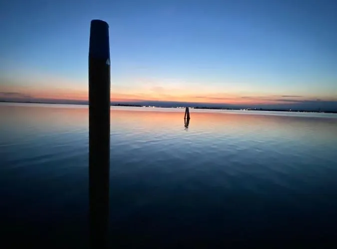 Venezia Lovely Konukevi 3*